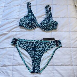 NWT ViX By Hermanny Blue 2 Piece Swimsuit Leopard Print Bikini set